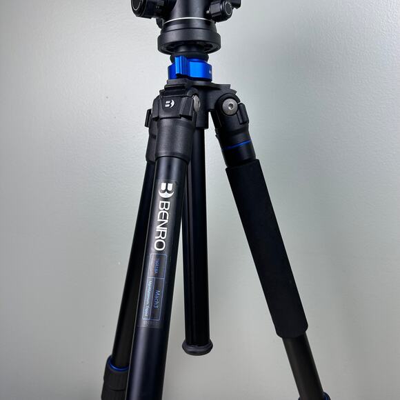 Benro Mach 3 Mach3 Aluminum Photography Tripod with B1 Ball Head & Case TMA18A - Picture 4 of 7